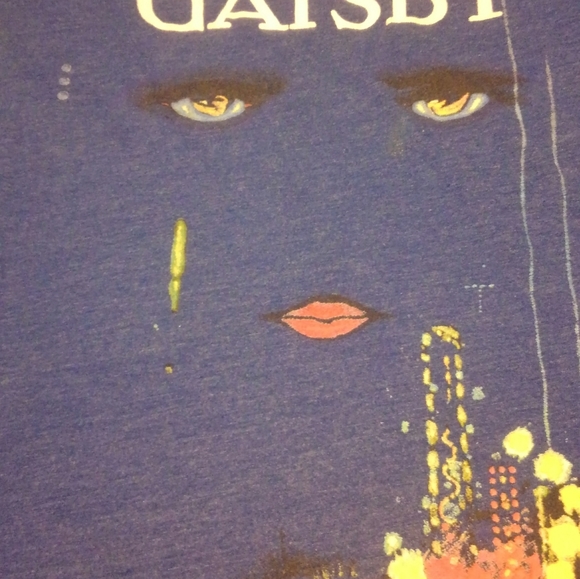 Great Gatsby 📚 Shirt Book F Scott Fitzgerald - Picture 6 of 11